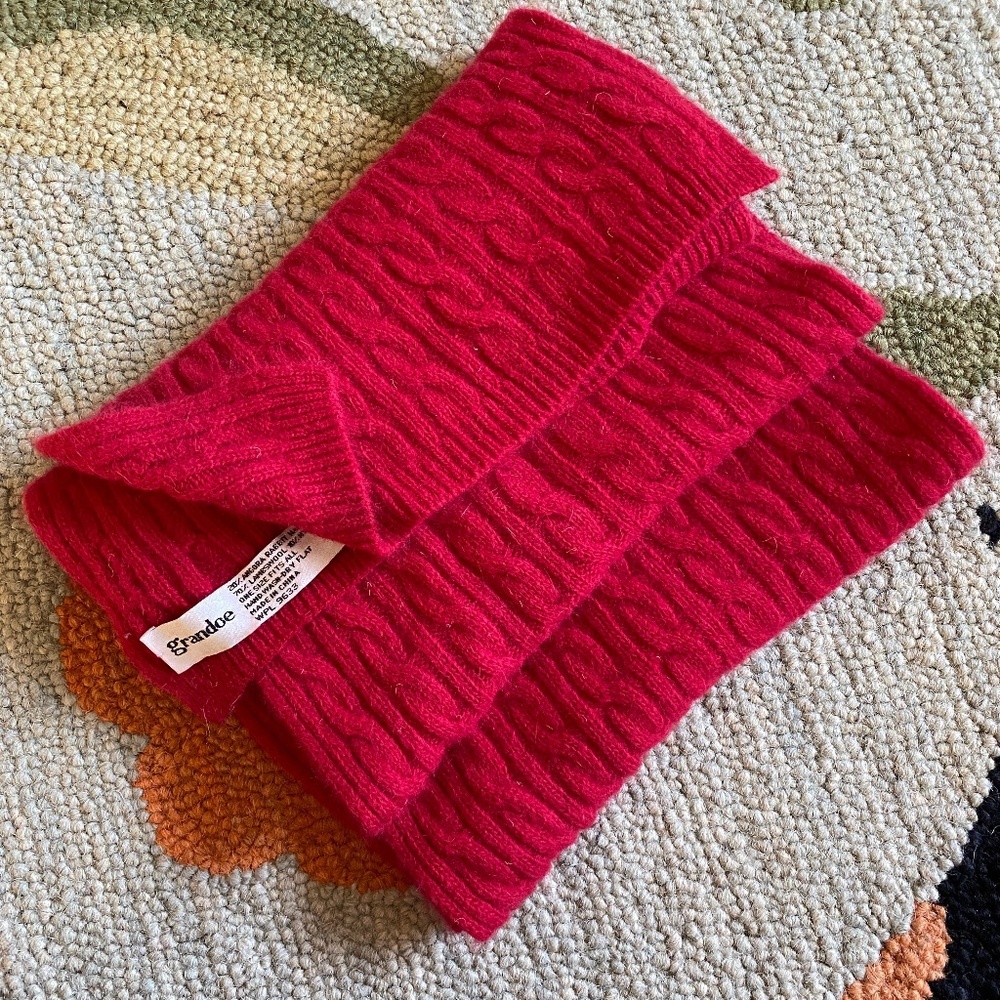 Grandoe I 80s I Red Lambswool Blend Cable Knit Scarf